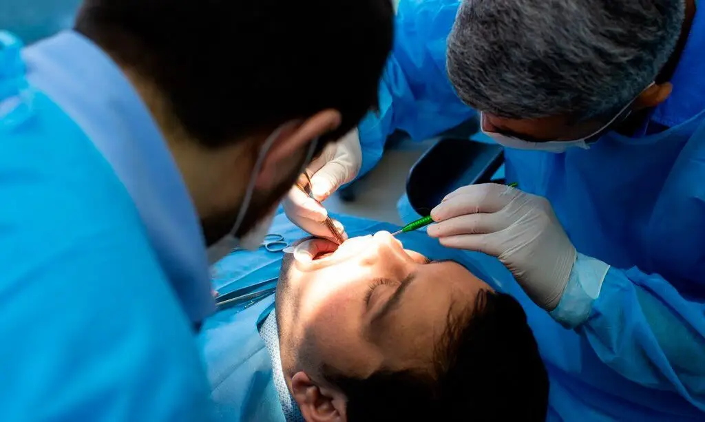 cirugía oral en La Sagrera en Barcelona Blaudent